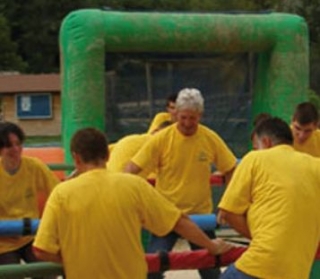 babyfoot humain